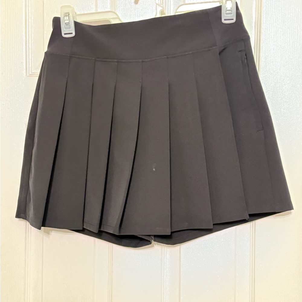 Athleta Black Pleated Skort